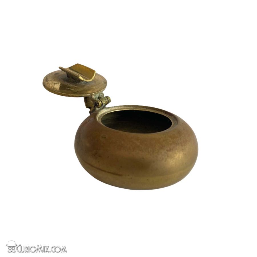 Pocket Ashtray with Lid