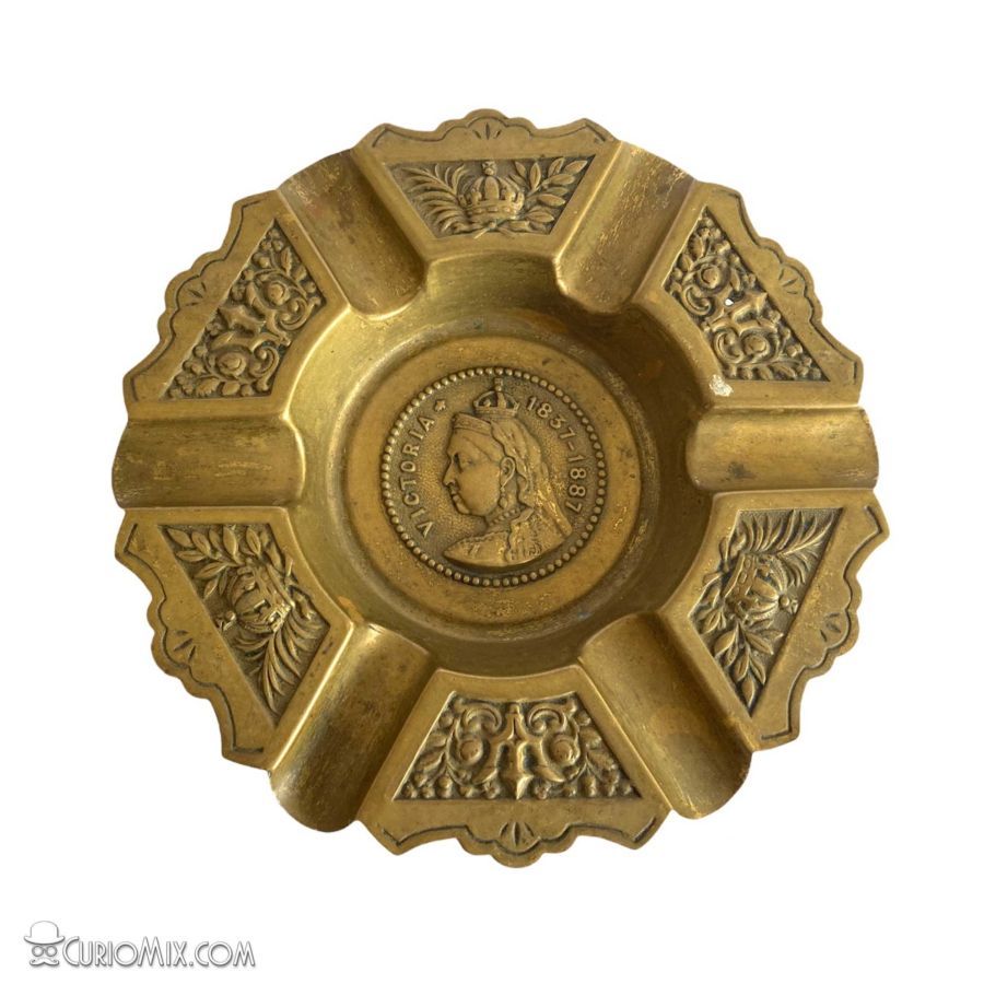 Queen Victoria Ashtray