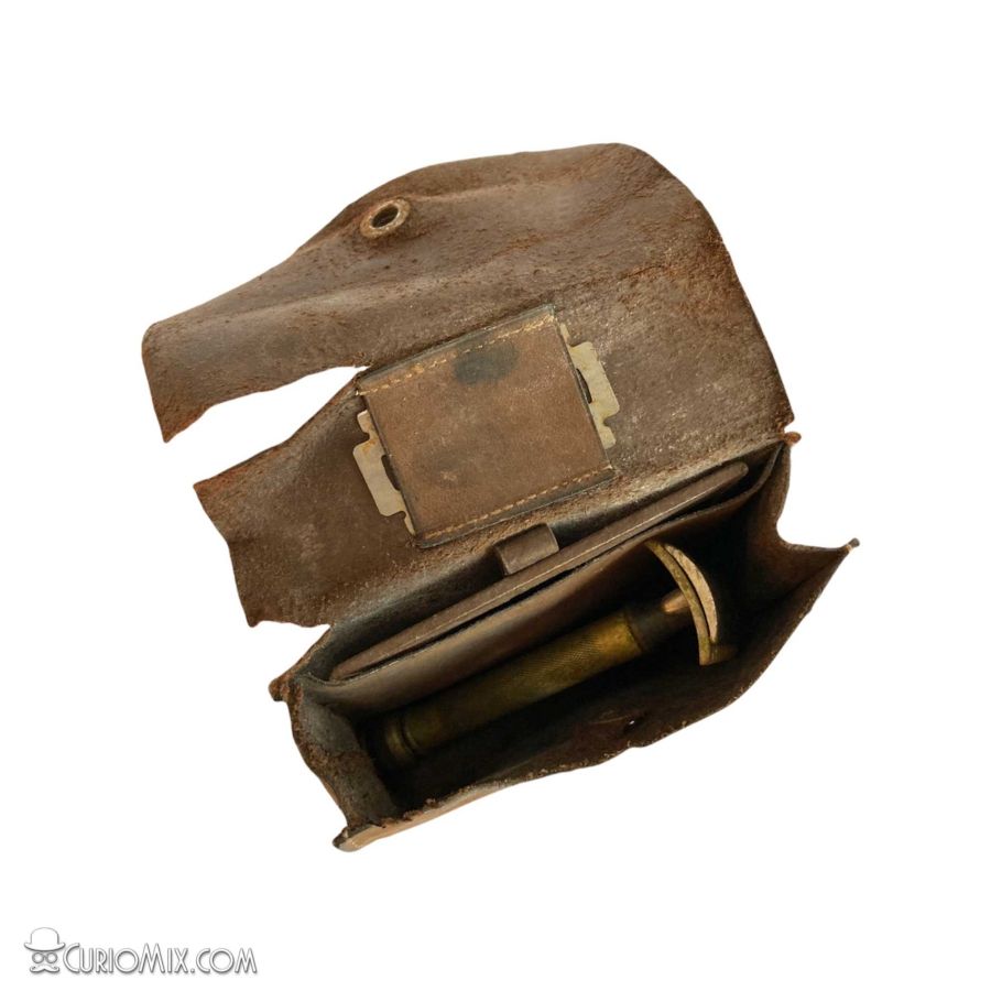 US Army Shaving Kit WW1 - Image 3