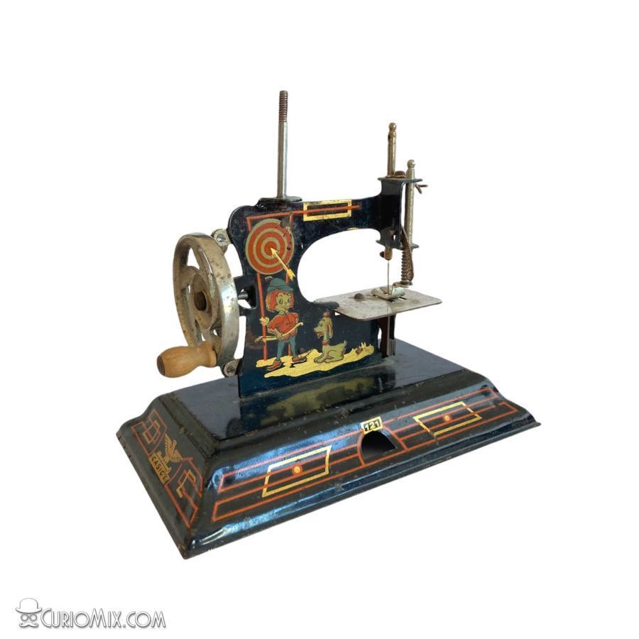Toy Sewing Machine - Image 4