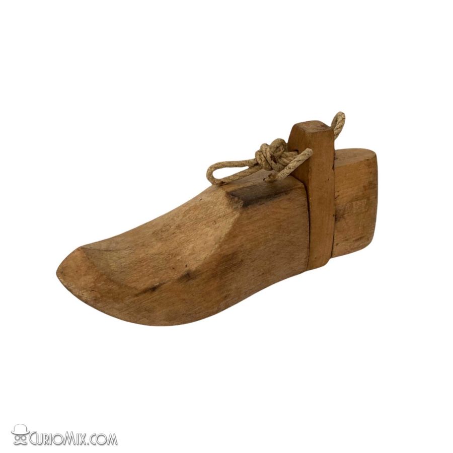 Wooden Last - Image 4