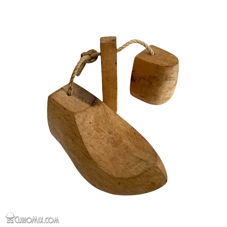 Wooden Last - Image 2