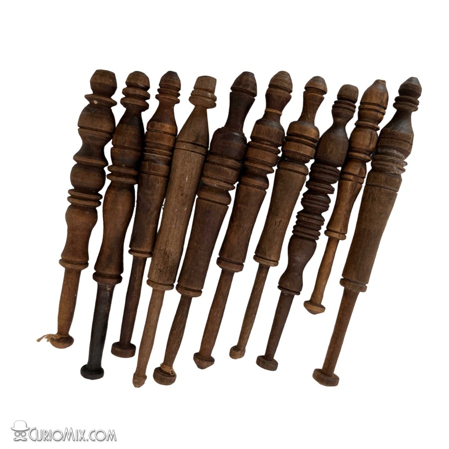 Wooden Lace Bobbins (set 4) - Image 3