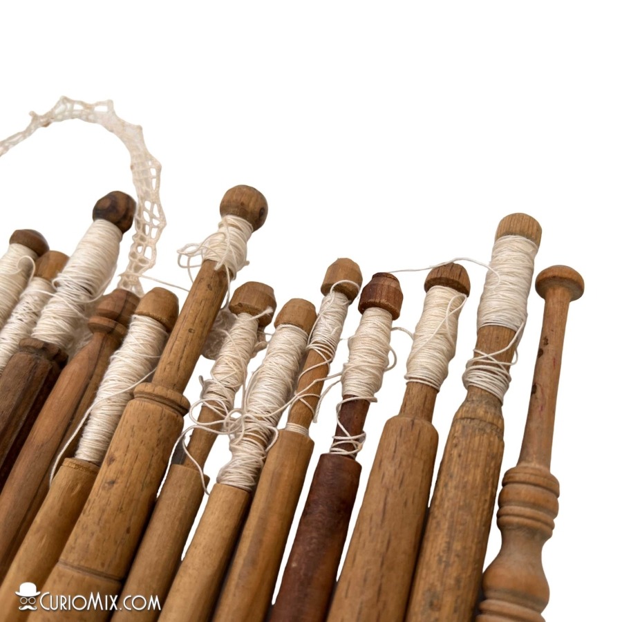 Wooden Lace Bobbins (set 3) - Image 2