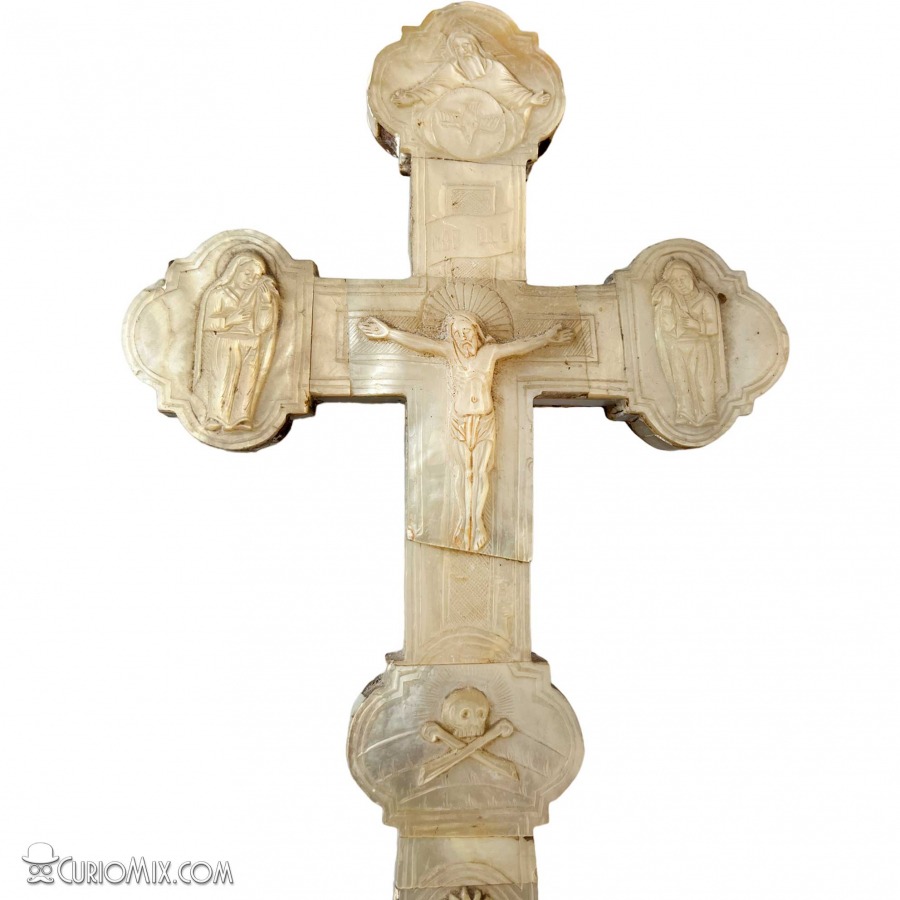 Engraved Mother of Pearl Cross - Image 2