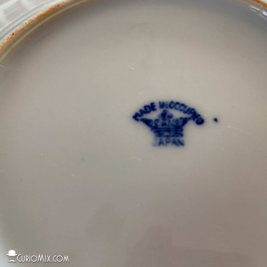 Blue Willow Plates - Image 8