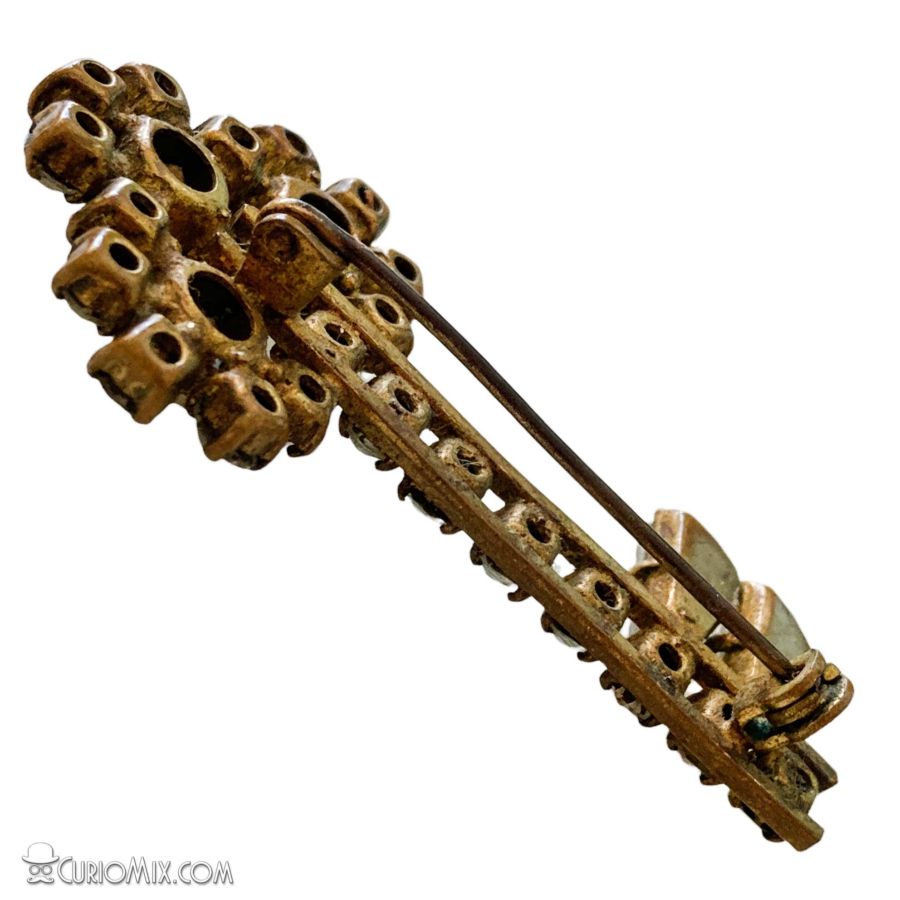 Gem Key Brooch - Image 5