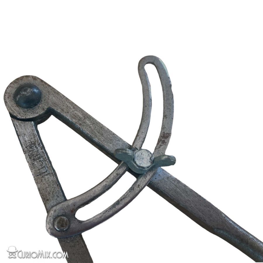 Divider - Image 2
